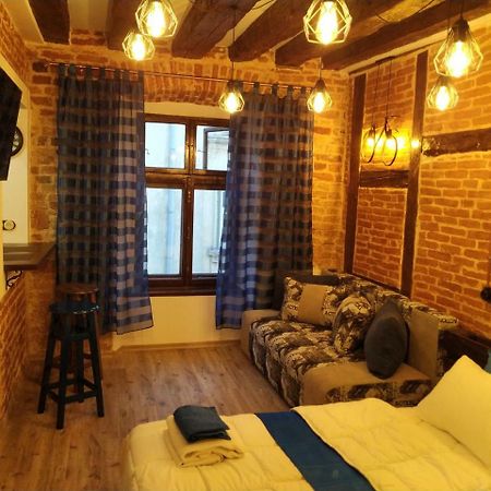 Дизайнерські Апартаменти В Стилі Loft В Самому Серці Львова Dış mekan fotoğraf