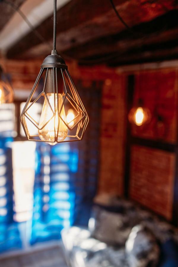 Дизайнерські Апартаменти В Стилі Loft В Самому Серці Львова Dış mekan fotoğraf
